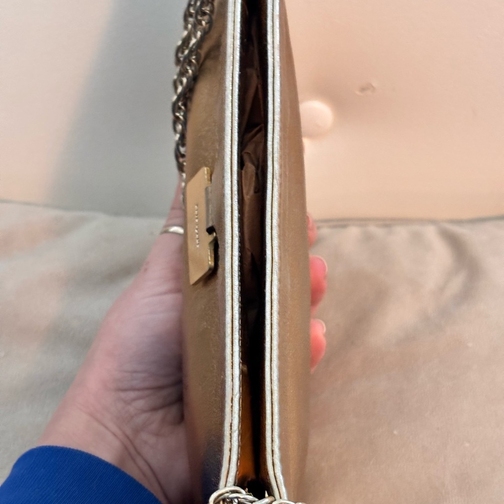 Kate Spade Vintage Gold Metal Framed Clutch with Chain Strap - Picture 6 of 11